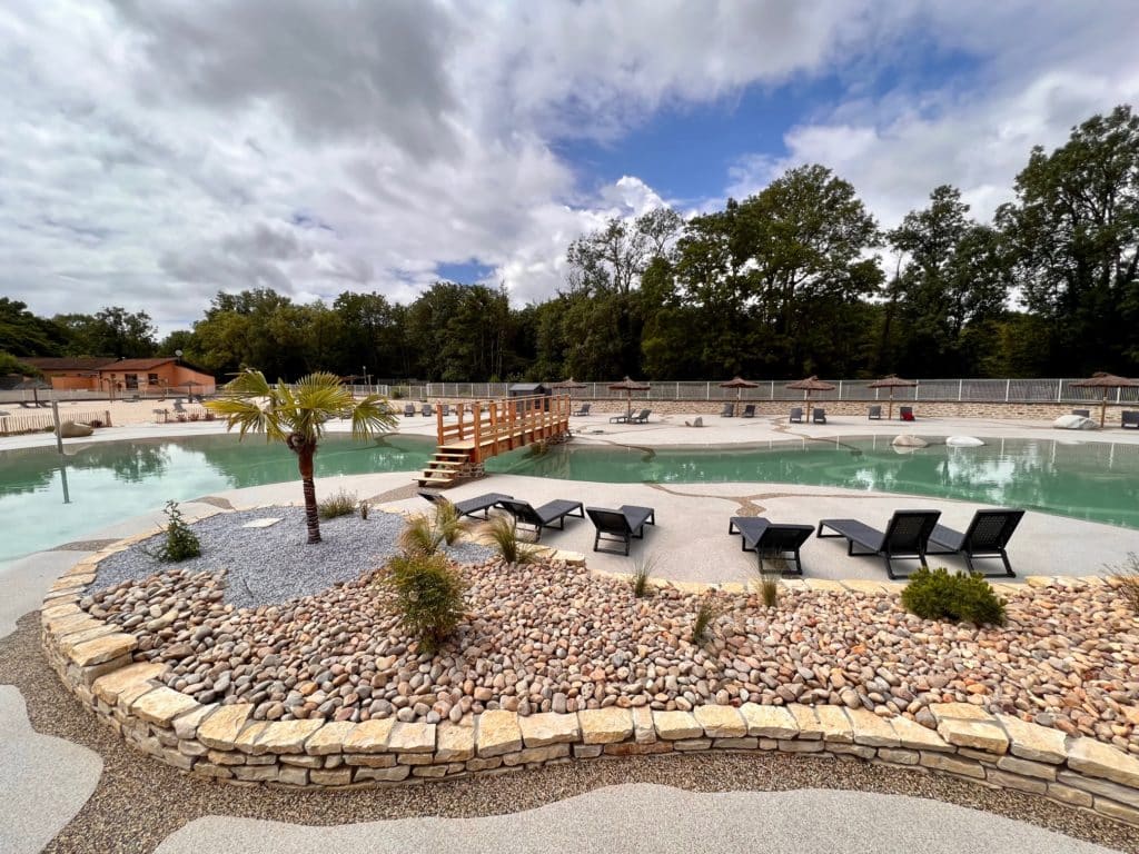 swimming pool Domaine de la dombes