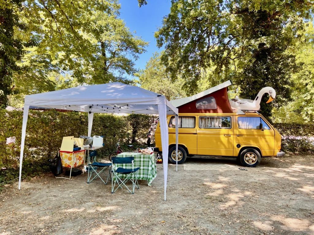 emplacement camping - Domaine de la Dombes